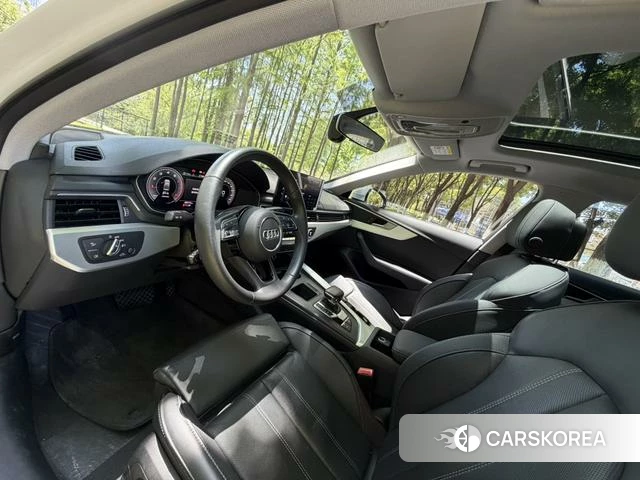 Audi A4L id 4301460 из Китая 7