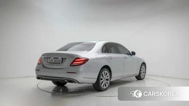 Mercedes-Benz E-Class W213 id 4713468 из Кореи 14