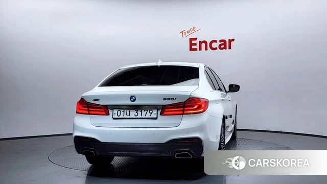 BMW 5 Series (G30) id 3879656 из Кореи 14