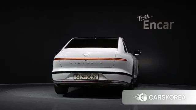 Hyundai Grandeur (GN7) id 3027071 из Кореи 14