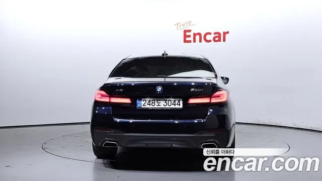 BMW 5 Series (G30) id 2858438 из Кореи 14