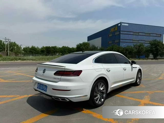 Volkswagen CC 2024 Белый из Китая, фото 4