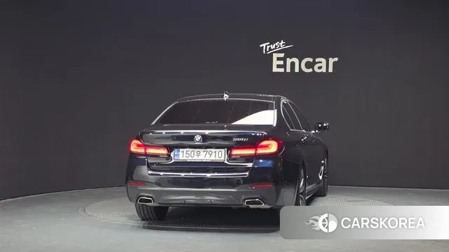 BMW 5 Series (G30) id 3016221 из Кореи 14