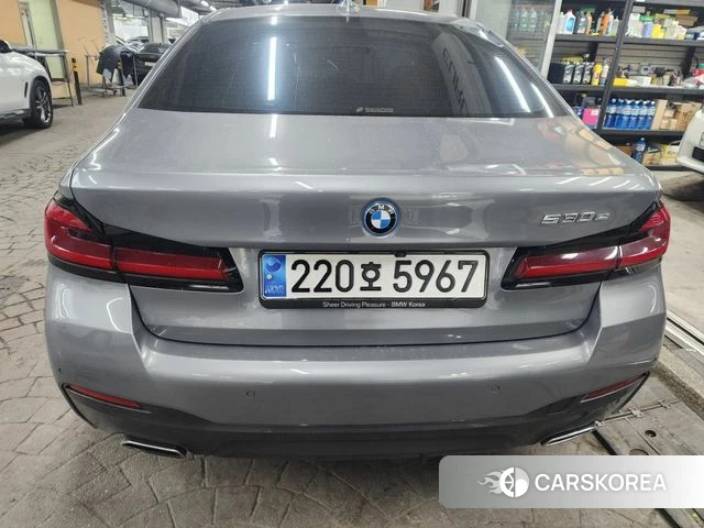 BMW 5 Series (G60) id 4292556 из Кореи 11