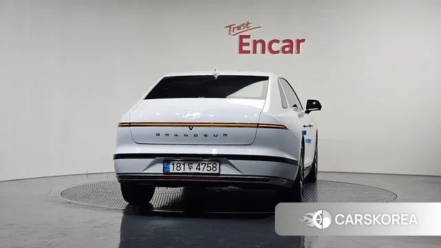 Hyundai Grandeur (GN7) id 3410855 из Кореи 14