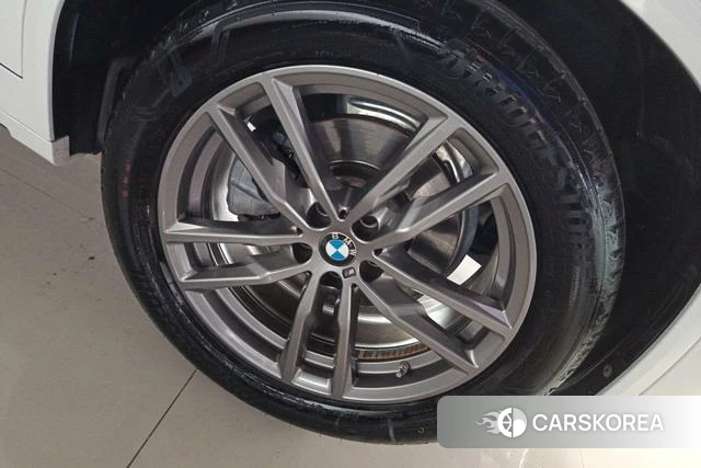 BMW X4 id 4264618 из Китая 11