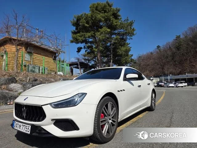 Maserati Ghibli id 3757093 из Кореи 8