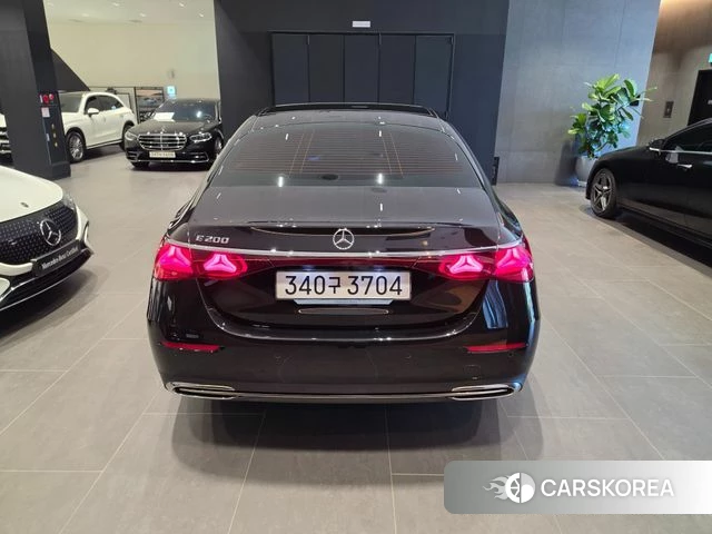 Mercedes-Benz E-Class W214 id 4897755 из Кореи 14