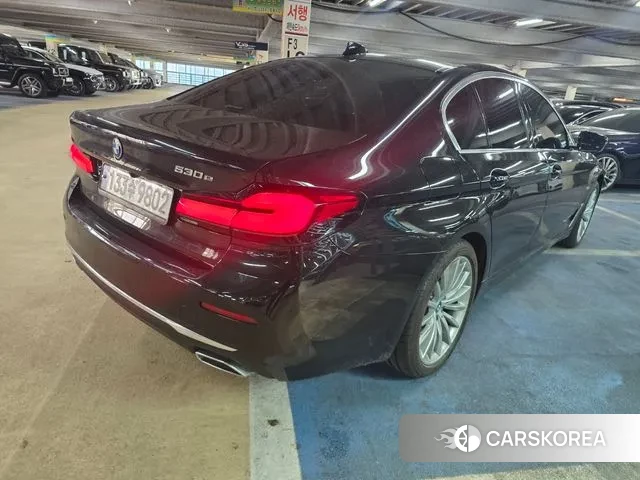 BMW 5 Series (G30) 2022 Черный из Кореи, фото 5