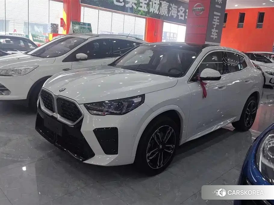 BMW X2 (imported) id 4545680 из Китая 10