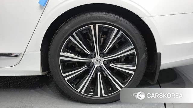 Volvo S90 id 4780013 из Кореи 29