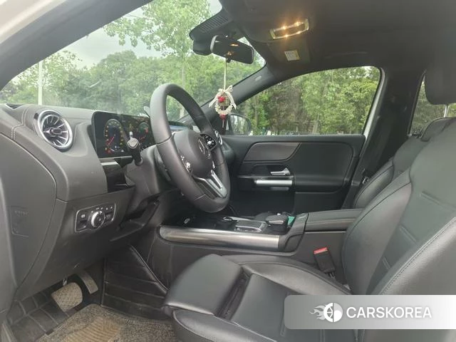 Mercedes-Benz GLA 2022 Белый из Китая, фото 4