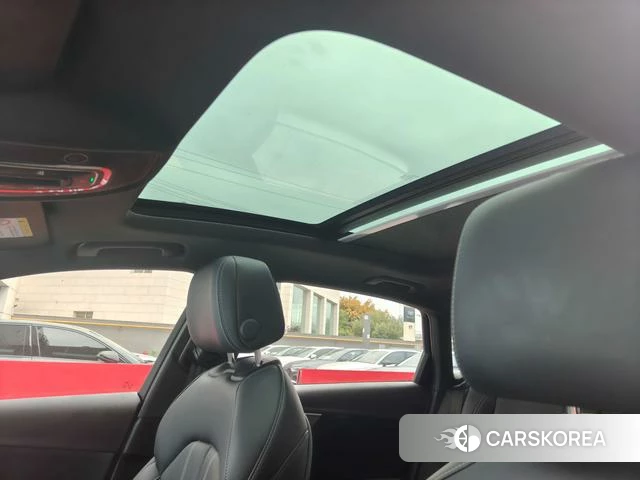Audi A4L id 4328659 из Китая 11