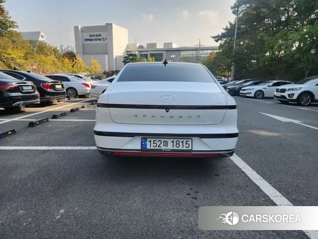 Hyundai Grandeur Hybrid (GN7) id 3338680 из Кореи 14