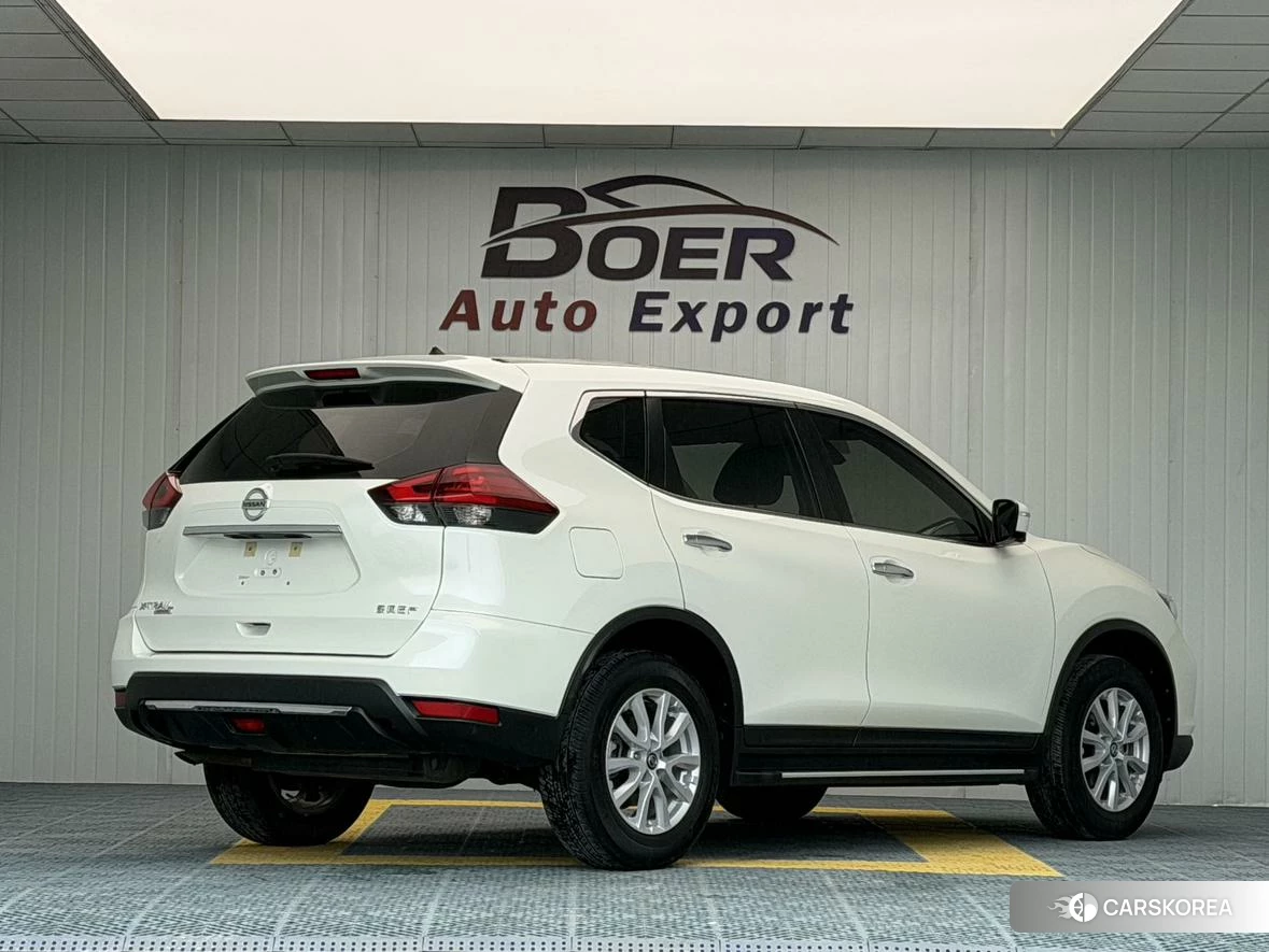 Nissan Qijun id 4473717 из Китая 17