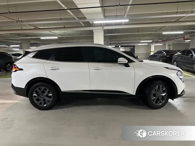 Kia Sportage 5th Generation 2022 Белый из Кореи, фото 6