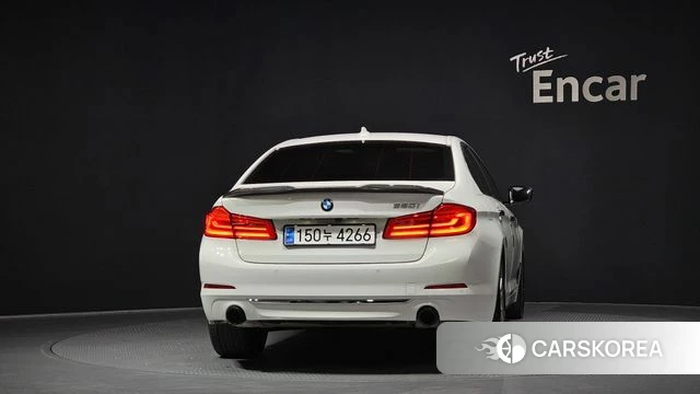 BMW 5 Series (G30) id 4586809 из Кореи 14