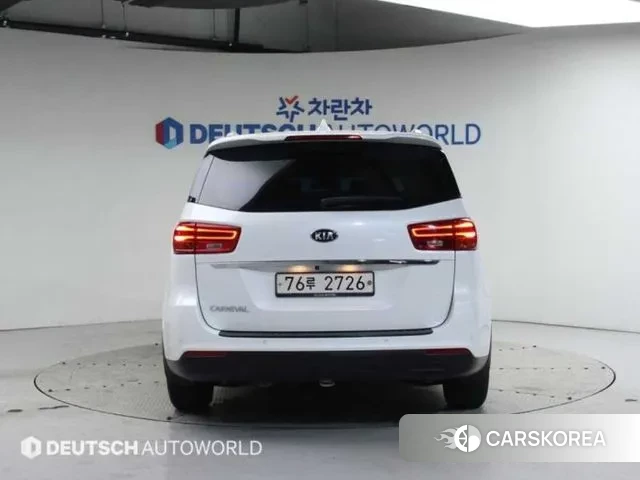 Kia The New Carnival id 3616980 из Кореи 14