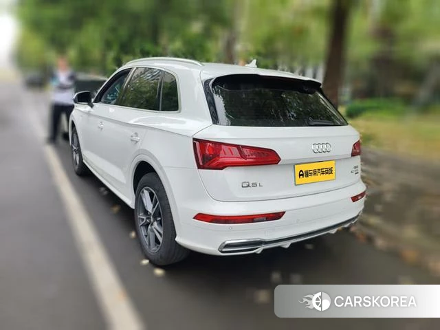 Audi Q5L 2021 Белый из Китая, фото 4