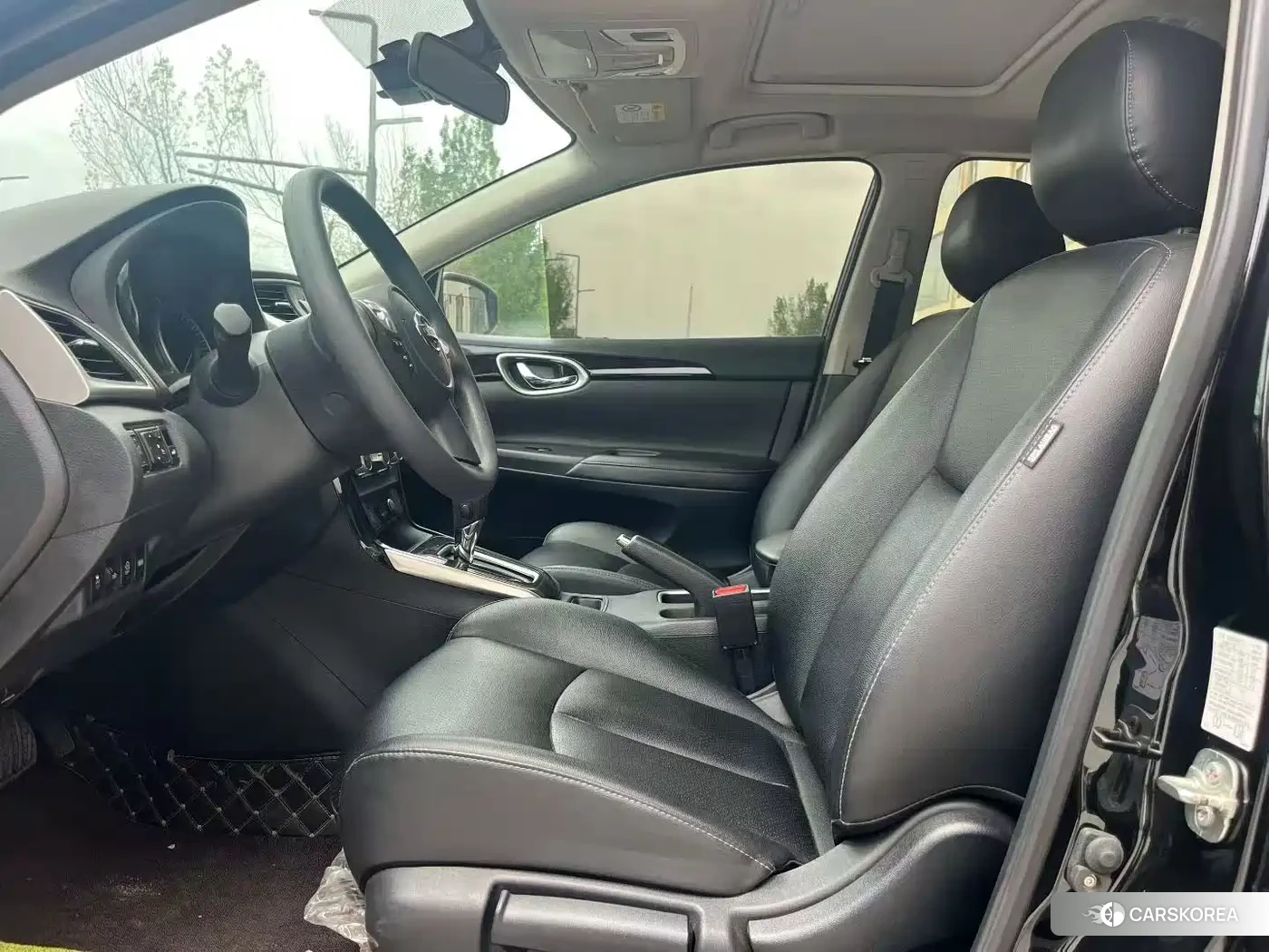 Nissan Sylphy 2024 Черный из Китая, фото 4