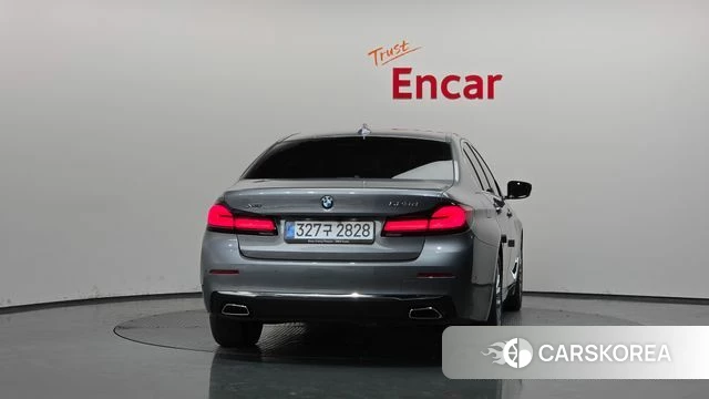 BMW 5 Series (G30) id 4682380 из Кореи 14