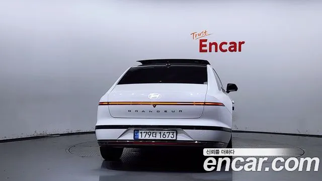 Hyundai Grandeur (GN7) id 2738841 из Кореи 14