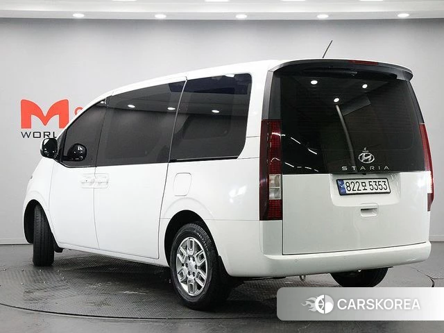 Hyundai Staria id 3889229 из Кореи 14