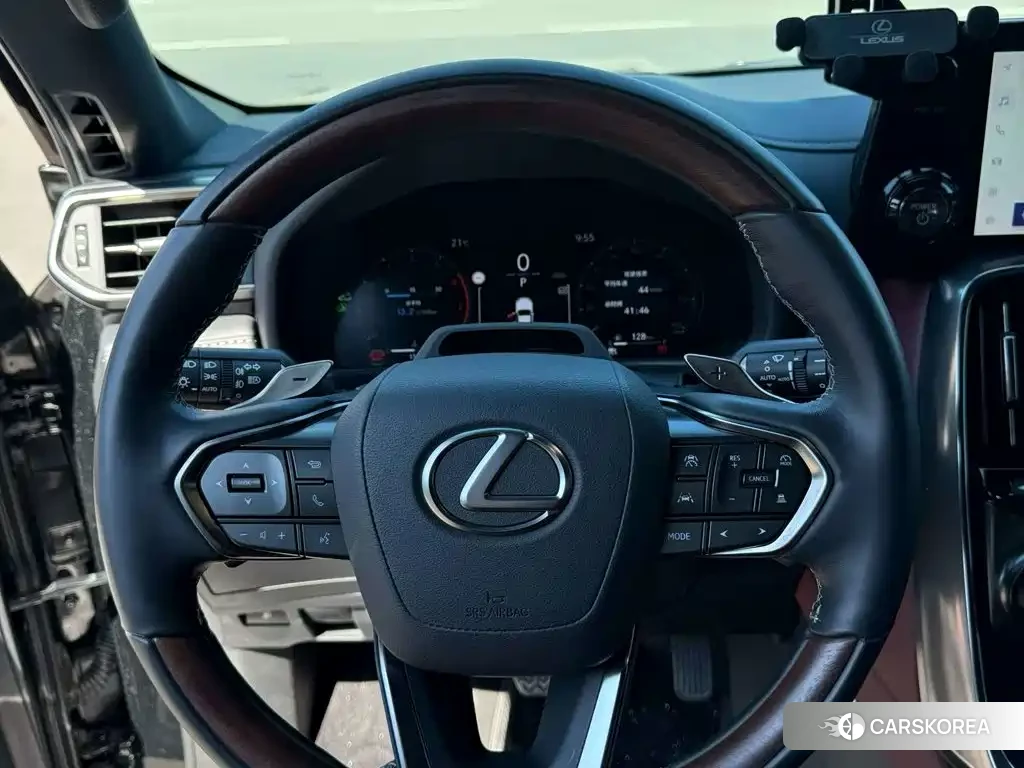 Lexus LX 2025 Черный из Китая, фото 4