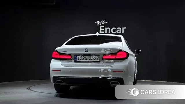 BMW 5 Series (G30) id 3002620 из Кореи 14