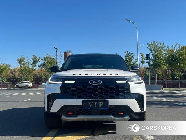 Ford Explorer 2025 Белый из Китая, фото 5