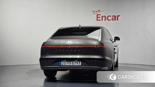 Hyundai Grandeur (GN7) id 4441529 из Кореи 32