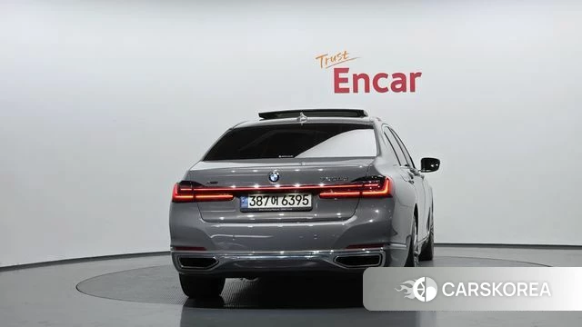 BMW 7 Series (G11) id 3839628 из Кореи 14