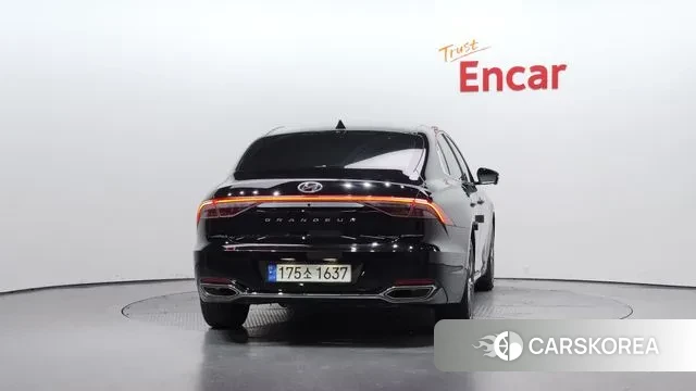 Hyundai The New Grandeur IG id 3503602 из Кореи 14