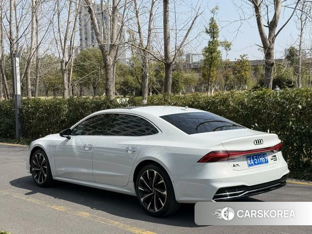 Audi A7L 2023 Белый из Китая, фото 4