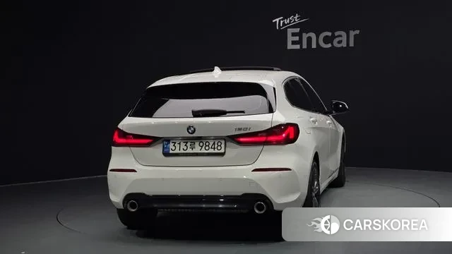 BMW 1 Series (F40) id 3007919 из Кореи 14