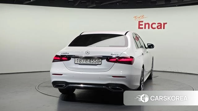 Mercedes-Benz E-Class W213 id 4534290 из Кореи 27