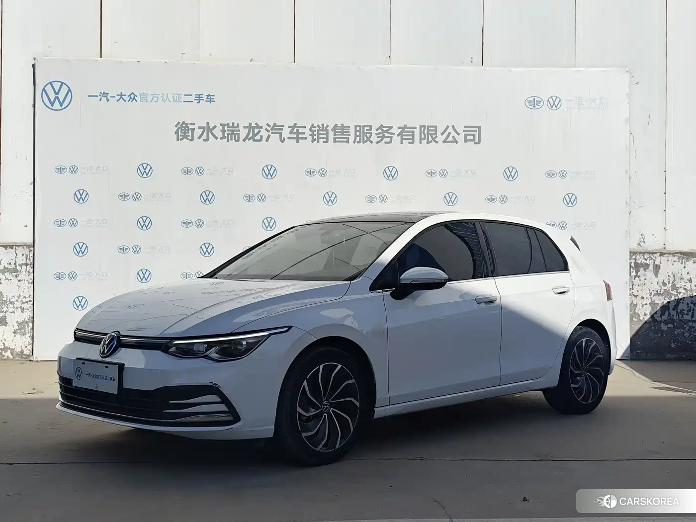 Volkswagen Golf 2022 Белый из Китая, фото 6