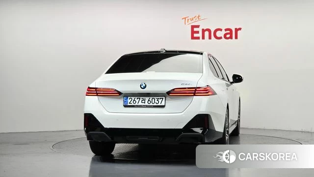 BMW 5 Series (G60) id 4739610 из Кореи 24