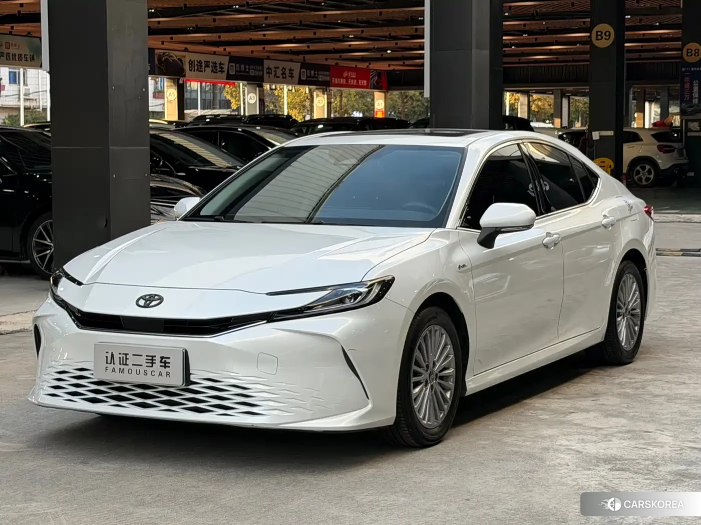 Toyota Camry id 4514384 из Китая 8