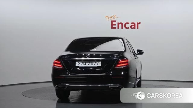 Mercedes-Benz E-Class W213 id 4304845 из Кореи 25