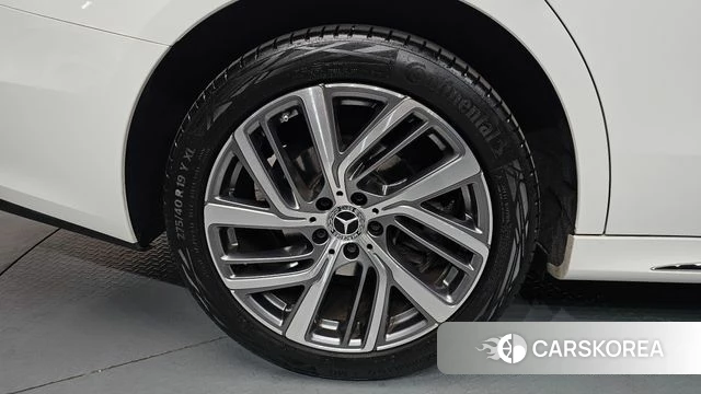 Mercedes-Benz E-Class W214 id 4266413 из Кореи 28