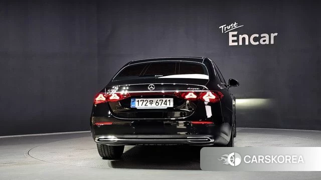 Mercedes-Benz E-Class W214 id 4612123 из Кореи 26
