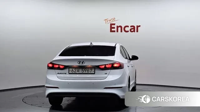 Hyundai Avante AD id 3737174 из Кореи 14