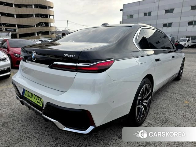 BMW 7 Series (G70) id 4360705 из Кореи 14