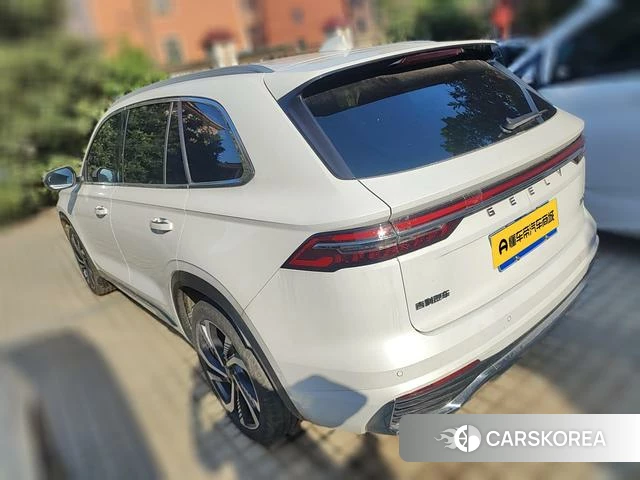 Geely Automobile Xingyue L 2022 Белый из Китая, фото 4