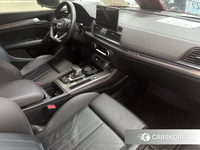Audi Q5L 2022 Белый из Китая, фото 4