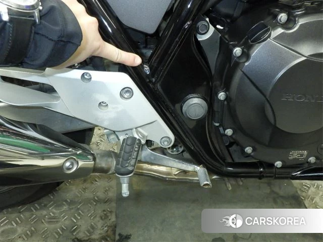 Проданный Honda CB400SF id 4000069 из Японии, фото 18