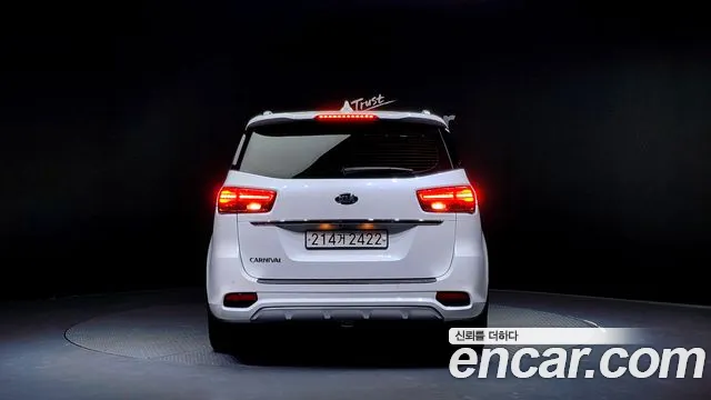 Kia The New Carnival id 2511977 из Кореи 14