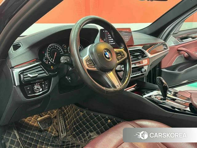 BMW 5 series 2018 Черный из Китая, фото 4