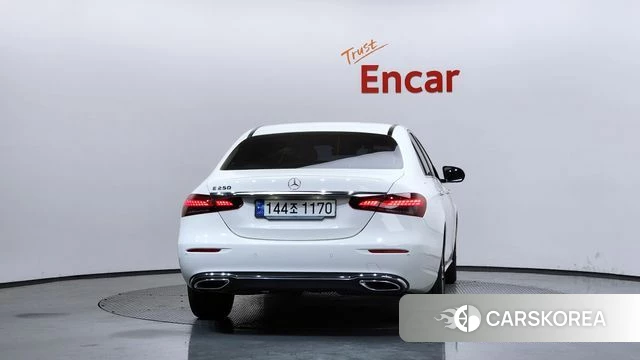Mercedes-Benz E-Class W213 id 4401039 из Кореи 29
